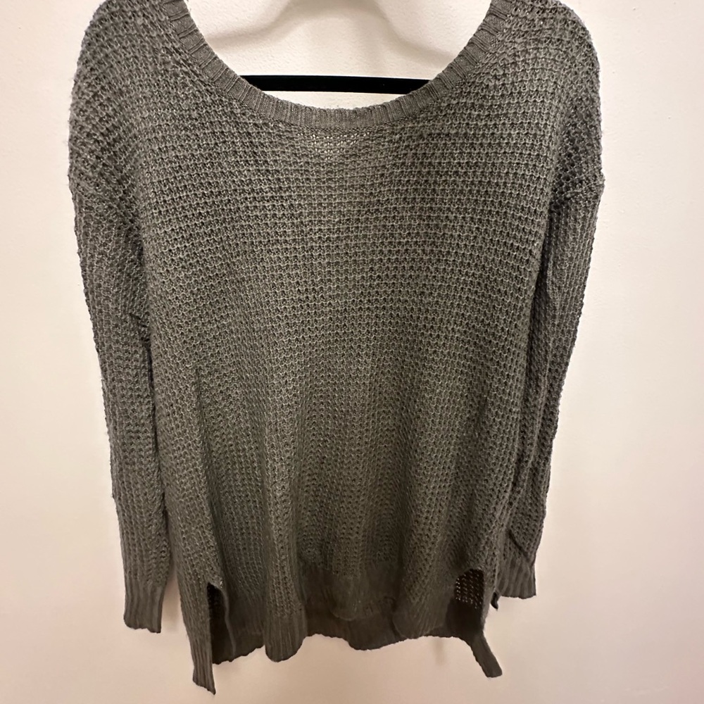 American Eagle Outfitters Gray Crew Neck Sweater